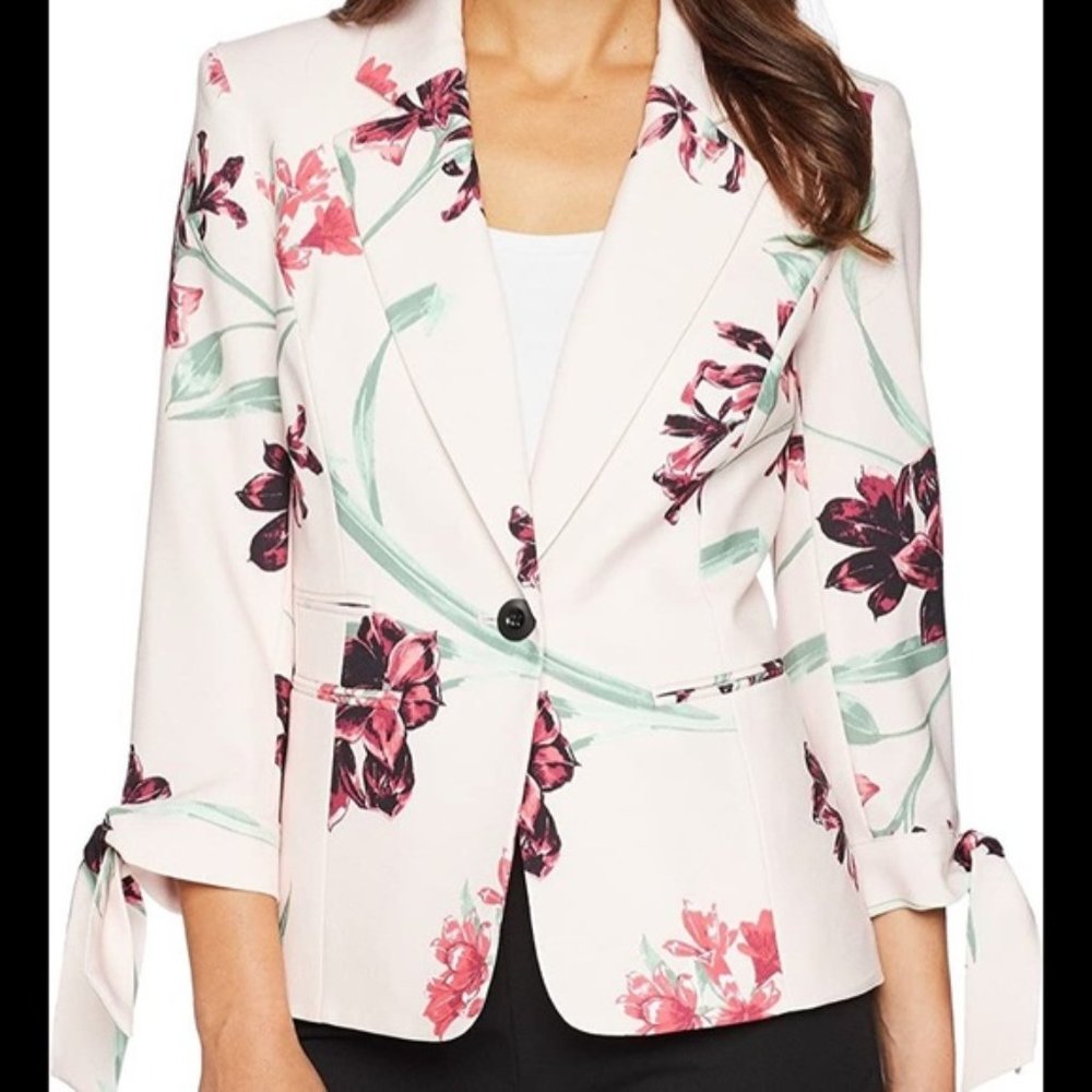 Nine West Pink Floral Blazer